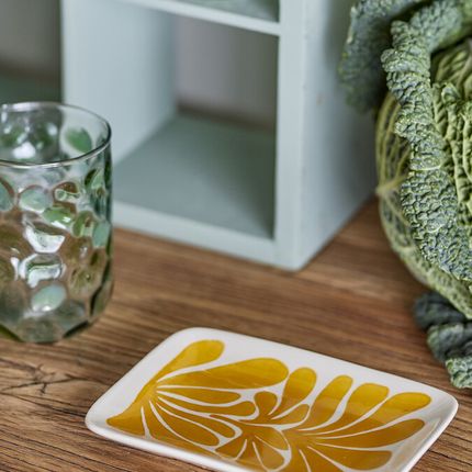 fauni_plate_yellow_stoneware_l15xh2xw115_cm_5210547564.jpg