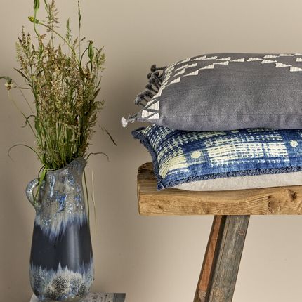 fillippa_cushion_blue_cotton_l6xw4_cm_7170053990.jpg