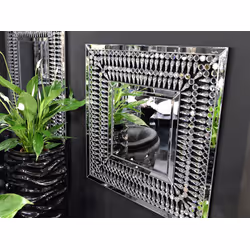 Lustro z ażurowym ornamentem 16JZ113K 80x80