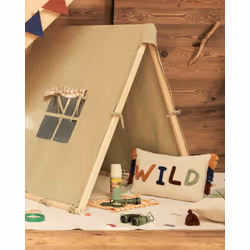 Poszewka dekoracyjna do pokoju dziecka kolorowa 50x30 cm z napisem Wild
