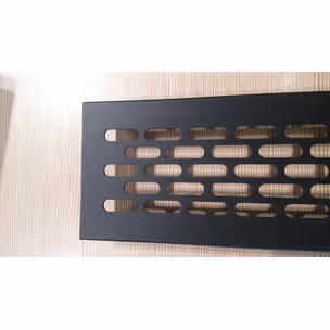 Kratka wentylacyjna 60 L-245mm aluminium C-35 czarny anodowany mat