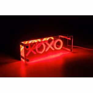 Lampa stołowa LED FONT XOXO - czerwony