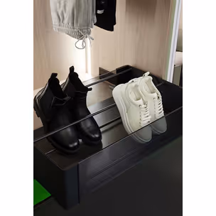 CONERO - stojak na buty/ dł. 715 mm/ czarny/ kpl. 2 szt. PEKA