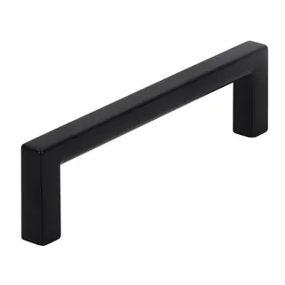 Uchwyt 2108 - czarny mat / rozstaw 96 mm  Wymiary:- szerokość: 104 mm - wysokość: 8 mm - rozstaw otworów: 28 mm  Materiał: metal   Kolor: czarny mat  ...