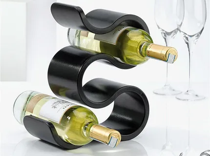Stojak na wino - niezbędny i ciekawy gadżet do każdego domu
