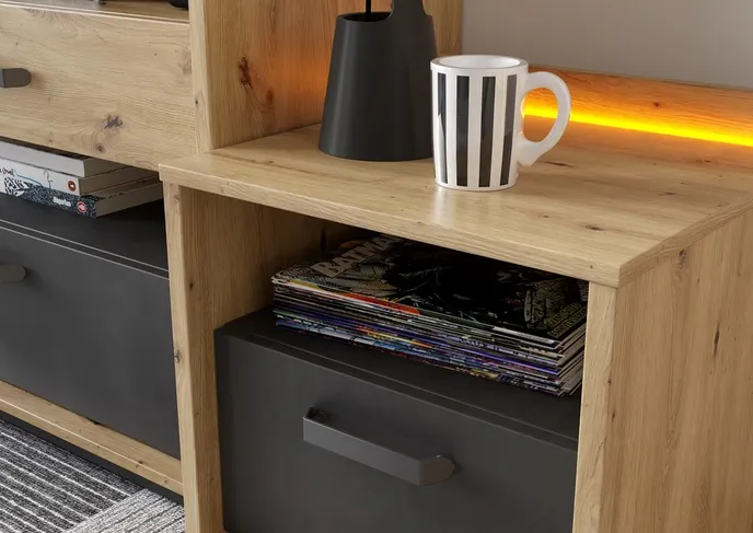 Stolik nocny z oświetleniem QUBIC QB-10
