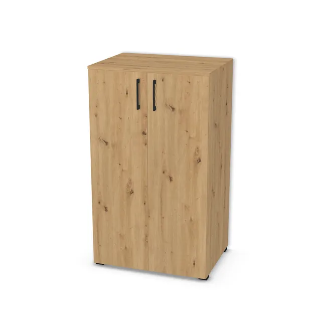 Front: Dąb dziki naturalny (H1318, ST10) Usłojenie Pionowe, Korpus: Dąb dziki naturalny (H1318, ST10), Usłojenie frontu: Pionowe, Materiał pleców: Plecy z płyty HDF 3 mm (biała), Szerokość: 77 cm, Wysokość: 131 cm, Wysokość z nóżkami: 133 cm, Głębokość: 55 cm, Głęb. całkowita: 57 cm, Typ wieńca górnego: Wieniec górny nakładany wysunięty nad front, Drzwi: 2 fronty - lewy i prawy, Liczba półek: 4 półki, Rozmieszczenie półek: Rozmieszczenie symetryczne półek, Typ podstawy: Nóżki (wg wyboru), System domyku: Otwieranie uchwytem, Zawiasy: Blum Clip 100 (Optimum), Nóżki: Nóżka Kwadratowa 6601 Bez Regulacji wys.2cm CZARNY MAT (Nóżka 6601 Czarna 2 cm), Uchwyty: Uchwyt 2576 Czarny Mat rozstaw 160 mm (Uchwyt 2576 160 mm), Podpórki półek: Podpórki półki fi 5 mm (Basic / ruchome), Obrzeże korpusu: 0,8 mm, Obrzeże frontu: 0,8 mm, Rozmieszczenie uchwytów: Pionowo (góra frontu 50 mm, bok 50 mm)