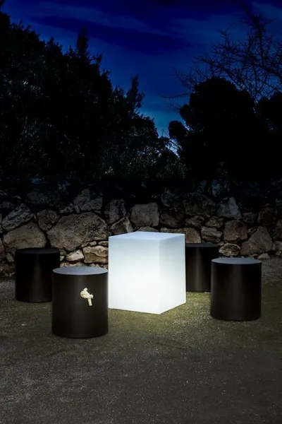 Lampa ogrodowa CUBY 45 SOLAR biała - LED, sterowanie pilotem