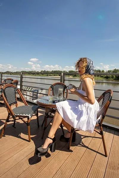 Krzesło CAFE PARIS - brązowy