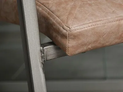 STALOWE KRZESŁO W STYLU LOFT NA PŁOZACH KIATO BRĄZOWE