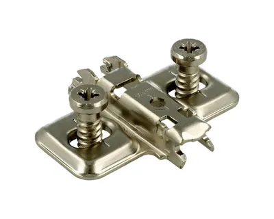 Prowadnik krzyżakowy do zawiasu CLIP - nikiel / dyst. 0 mm / wys. 8.5 mm / regul. wysokości / z Euro