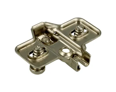 Prowadnik krzyżakowy do zawiasu MODUL - nikiel / dyst. 0 mm / wys. 8.3 mm / regul. wysokości / z Euro