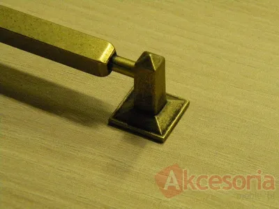 Uchwyt ZnAl UR02 Patyna na mosiądzu rozstaw 96mm