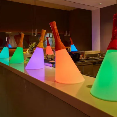 Bezprzewodowa lampa stołowa FLASH - czarny