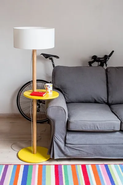 Lampa podłogowa UFO 45x150 cm - żółty/biały