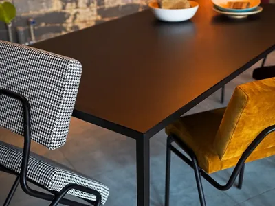 Stół jadalniany MODERN
