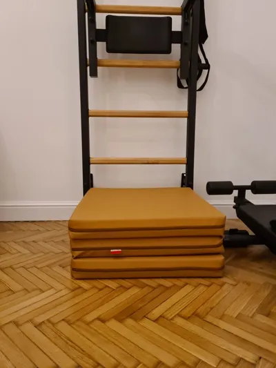 Materac gimnastyczny BenchK - brązowy