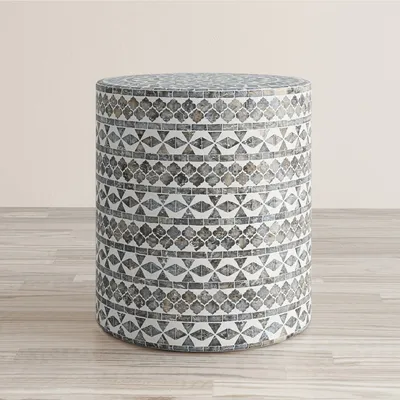 Stolik okrągły z muszli AVOLA GREY TRIBAL - szary