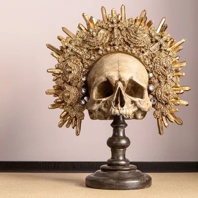 Dekoracja stojąca KING SKULL - złoty/brązowy