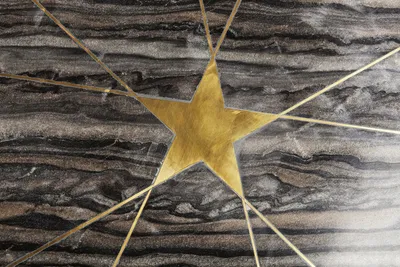 Stolik kawowy MYSTIC PENTAGON 66x62 - szary/złoty