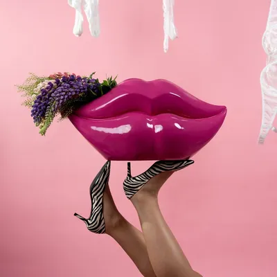 Wazon dekoracyjny LIPS - różowy