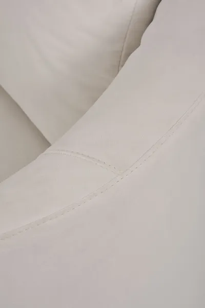 Welurowa sofa 3-osobowa NUA N19 - alabastrowa biel