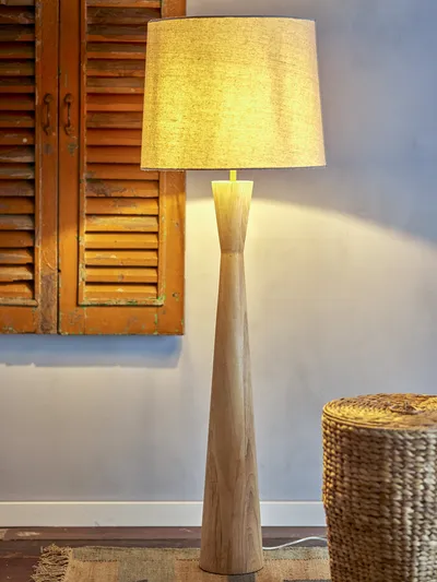 Lampa podłogowa z drewnianą podstawą LEONOR - naturalny