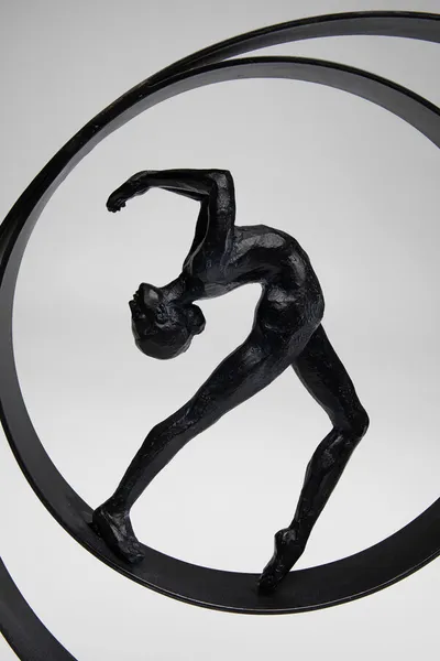 Figurka dekoracyjna ARTIST CIRCLE 50 - czarny