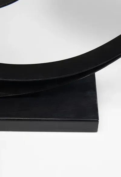 Figurka dekoracyjna ARTIST CIRCLE 50 - czarny
