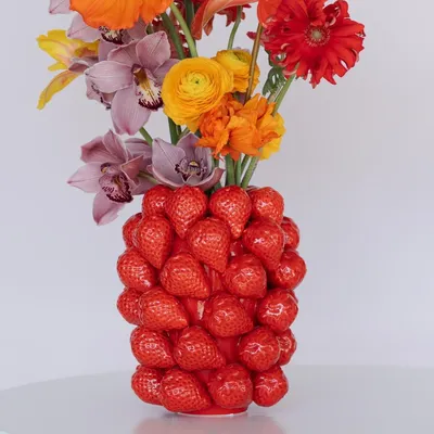 Wazon STRAWBERRIES 24 cm - czerwony
