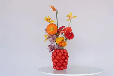 Wazon STRAWBERRIES 24 cm - czerwony