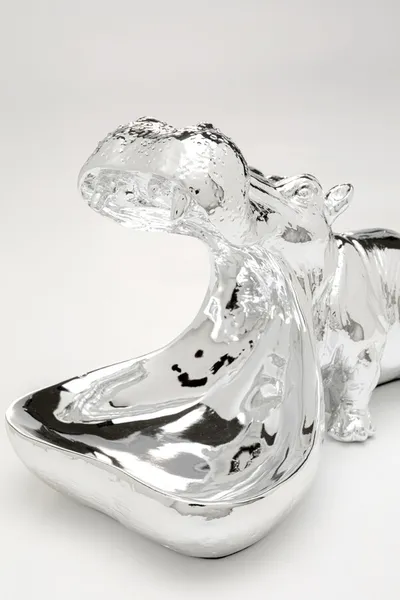 Figurka dekoracyjna HUNGRY HIPPO 17 cm - srebrny