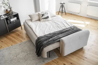 Sofa rozkładana ARCADOVA dębowe nogi - tkanina Royal 04