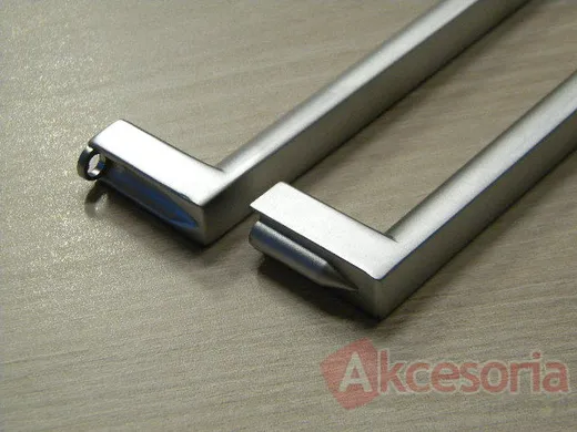 Uchwyt  Chrom 2576 dł. 740 mm Dodatkowa stopka