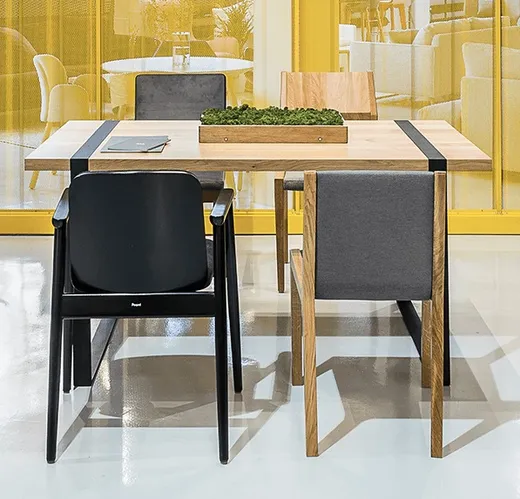 Stół industrialny TAULUKKO