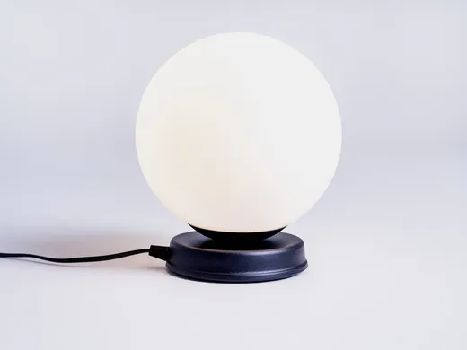 Lampa stołowa MANEN M