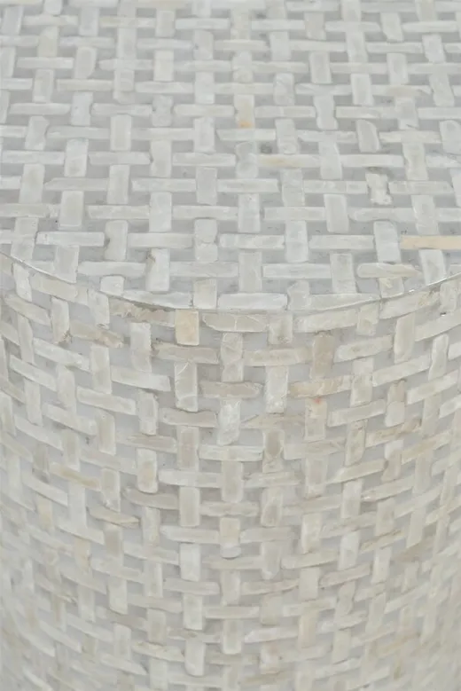 Stolik okrągły z muszli AVOLA GREY BASKET WEAVE - szary