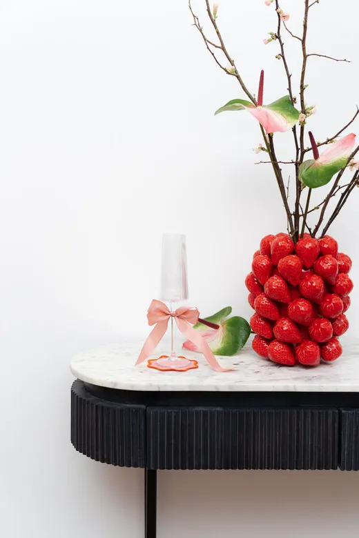 Wazon STRAWBERRIES 24 cm - czerwony