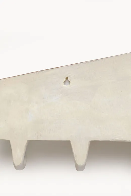 Wieszak ścienny DOGS OUT 65 cm - biały/brązowy