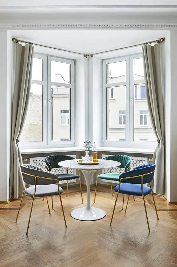 Stół okrągły TULIP Marble Carrara 90 - biały