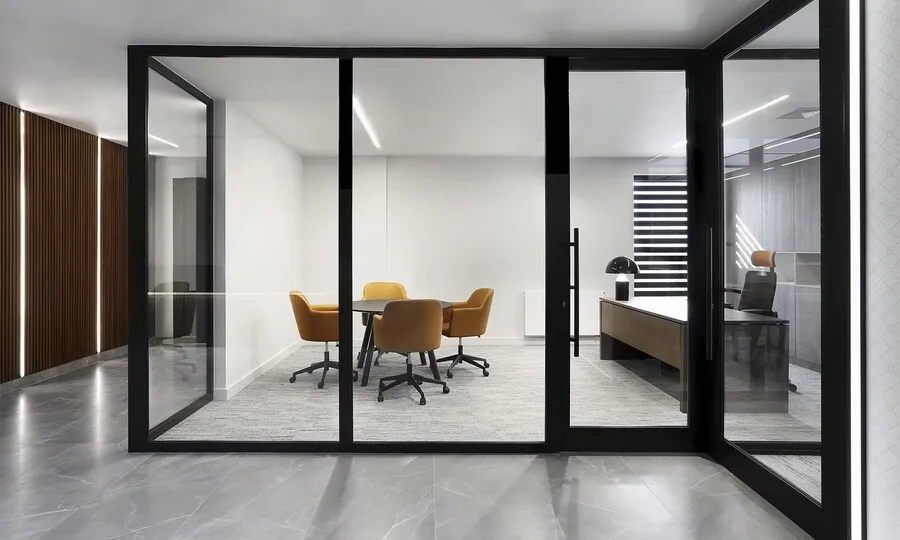 Fotel obrotowy ATHENA ST33