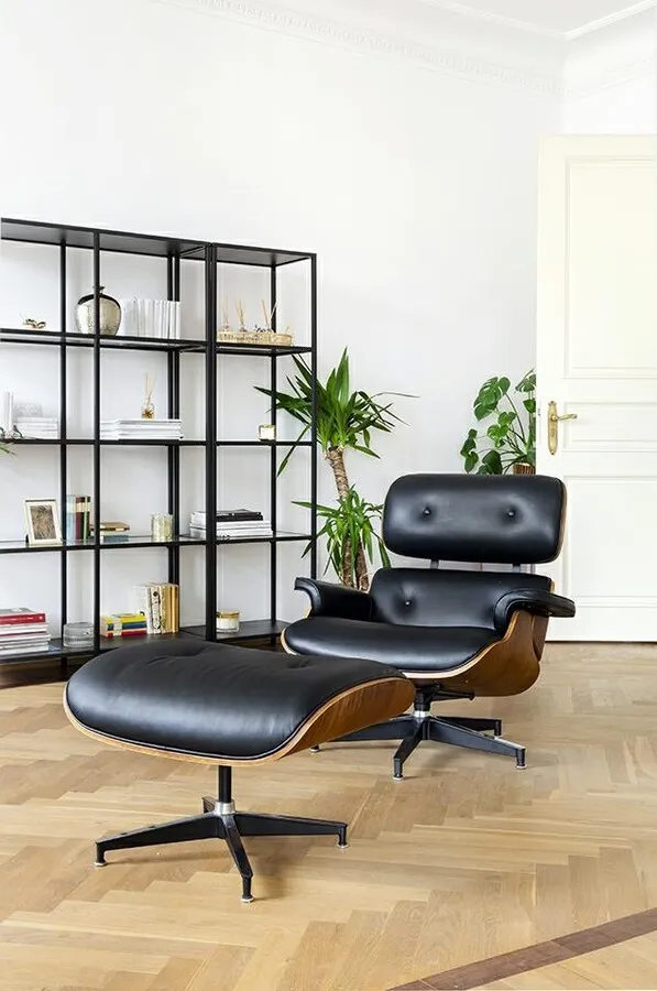 Fotel z podnóżkiem LOUNGE HM - czarny/orzech
