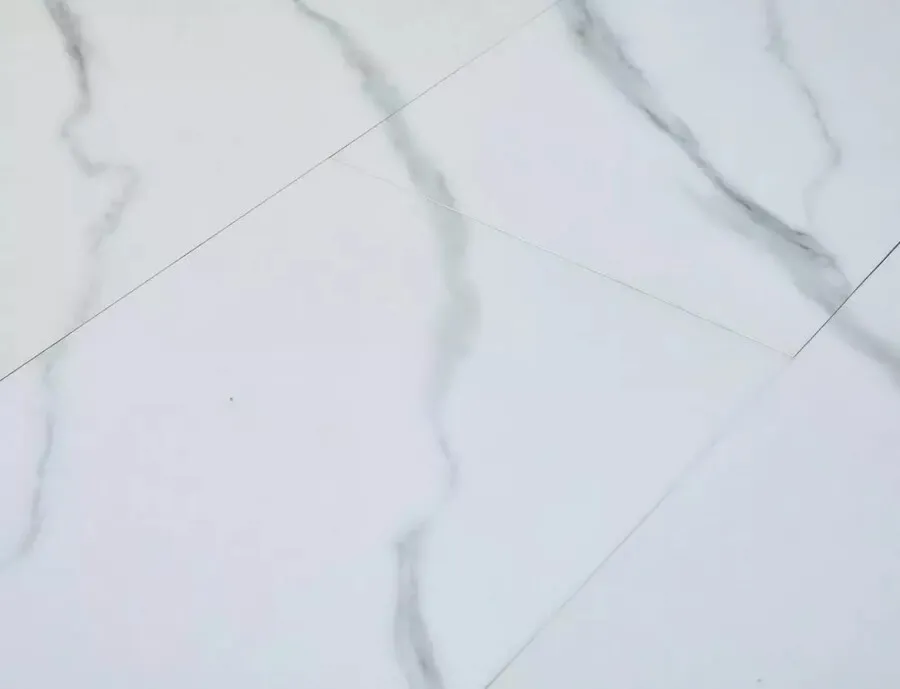 Stół okrągły rozkładany GASTON 100/135x100 - biały efekt marmuru/czarny mat