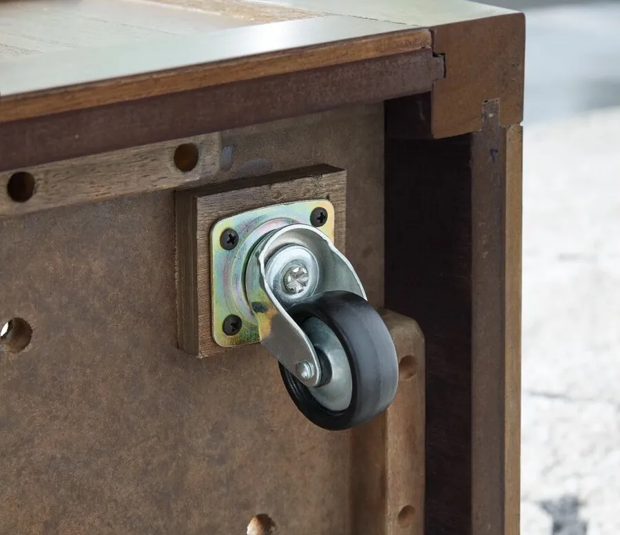 Stolik kawowy z pufami BOARDERNEST T738-20