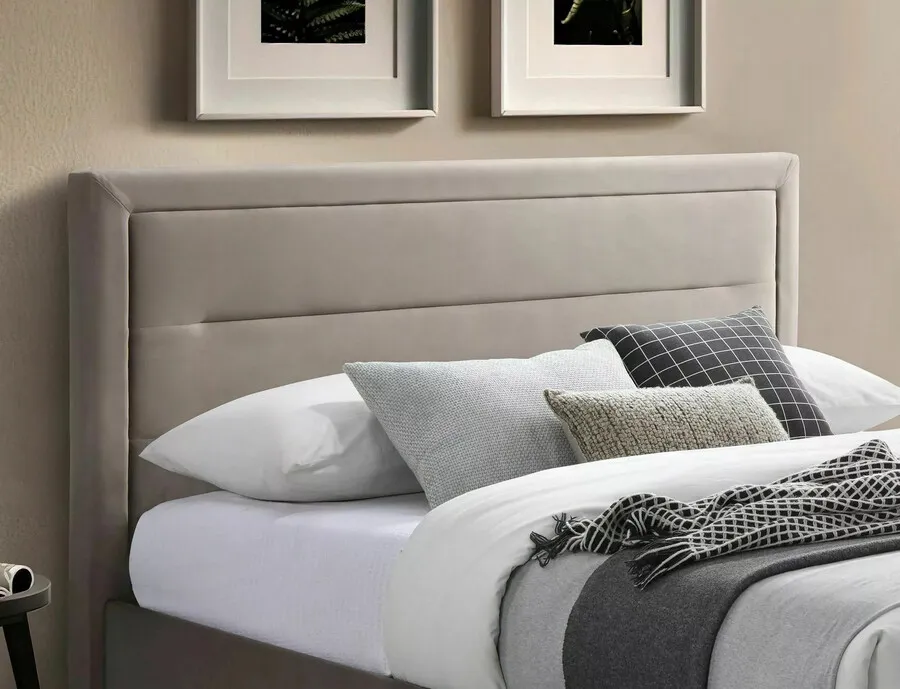 Łóżko tapicerowane MALAGA Velvet 140x200 - beżowy Bluvel 28