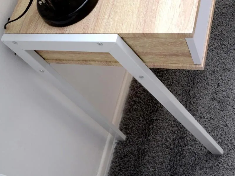 MAŁE BIURKO W STYLU MINIMALISTYCZNYM LUND DĄB SONOMA-BIEL