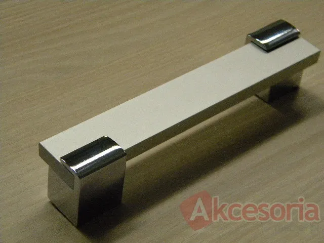 Uchwyt UA66 Chrom połysk, naturalne aluminium rozstaw 320mm(W)
