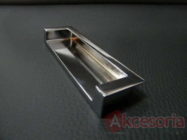 Uchwyt wpuszczany  UN50 128 mm Chrom połysk