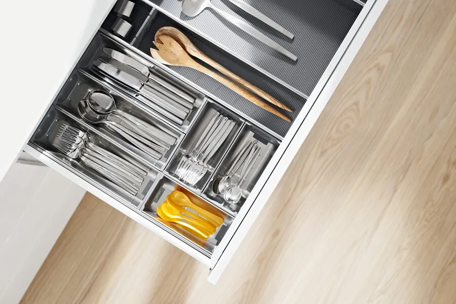 Pojemnik ORGA-LINE - inox / 88x88 mm