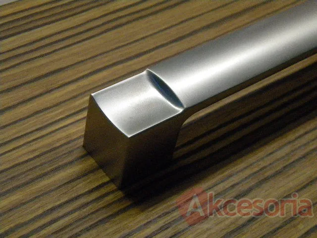 Uchwyt UU30 chrom satynowy rozstaw 192mm(W)